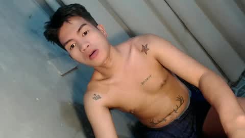 naughty_angelo online show from June 28, 3:51 pm