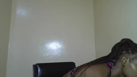 naughty_aura online show from February 5, 7:51 pm