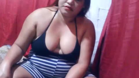 Snapshot of naughty_baby25 chatting on January 31, 10:08 pm Hannah online show from January 31, 10:08 pm
