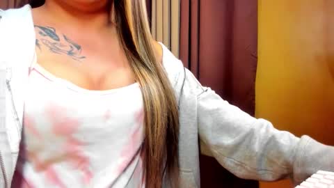 Snapshot of naughty_belle1 chatting on March 19, 8:51 am naughty_belle1 online show from March 19, 8:51 am