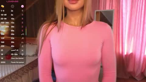 Naughty Bunny   online show from September 22, 2:24 am