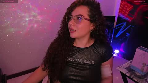Snapshot of naughty_butt chatting on May 16, 2:19 am Megan online show from May 16, 2:19 am