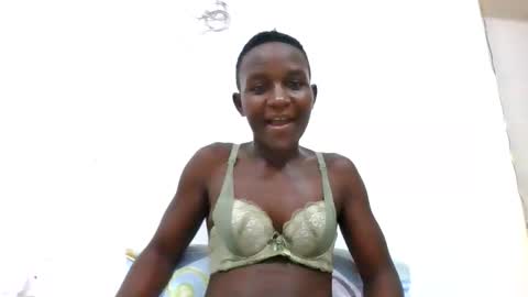 Snapshot of naughty_doll2 chatting on May 26, 10:39 pm naughty_doll2 online show from May 26, 10:39 pm