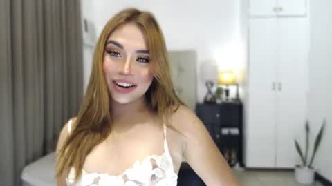 Queen Jess online show from June 29, 8:20 pm