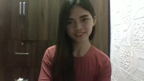 Snapshot of naughty_emmats chatting on December 15, 5:20 pm emma online show from December 15, 5:20 pm