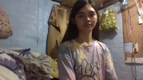 Snapshot of naughty_emmats chatting on December 17, 10:54 pm emma online show from December 17, 10:54 pm