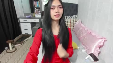 Snapshot of naughty_emmats chatting on January 8, 12:26 pm emma online show from January 8, 12:26 pm