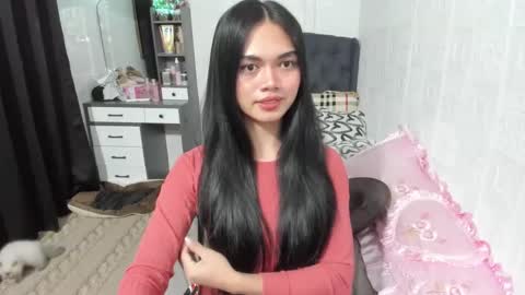 Snapshot of naughty_emmats chatting on February 8, 4:25 pm emma online show from February 8, 4:25 pm