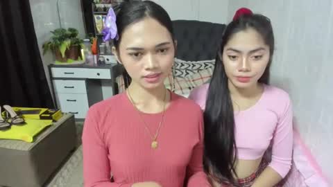 Snapshot of naughty_emmats chatting on March 4, 1:12 am emma online show from March 4, 1:12 am