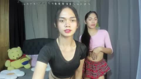 Snapshot of naughty_emmats chatting on November 15, 9:00 pm emma online show from November 15, 9:00 pm