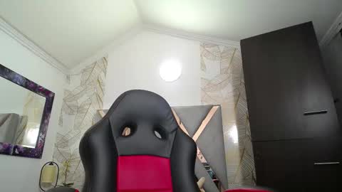 Kitten online show from December 16, 10:53 am