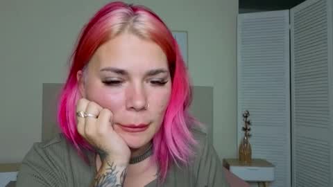 Snapshot of naughty_kittyy1 chatting on September 30, 2:22 pm Maria online show from September 30, 2:22 pm