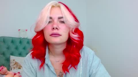 Snapshot of naughty_kittyy1 chatting on October 7, 2:03 pm Maria online show from October 7, 2:03 pm