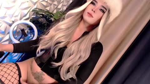 GODDESS LEXIE online show from December 10, 7:00 pm
