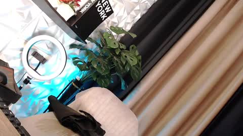 GODDESS LEXIE online show from January 5, 3:32 am