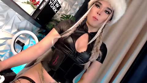GODDESS LEXIE online show from January 18, 12:02 am