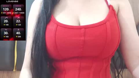 Snapshot of naughty_love489696 chatting on December 3, 7:33 pm riya online show from December 3, 7:33 pm