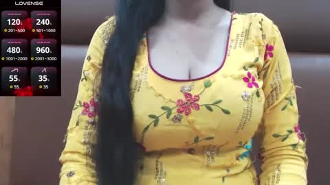 Snapshot of naughty_love489696 chatting on February 10, 4:36 pm riya online show from February 10, 4:36 pm