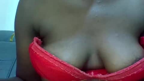 naughty_precious898295 online show from September 18, 7:05 pm