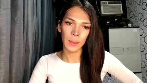 Ariela online show from June 4, 7:14 am