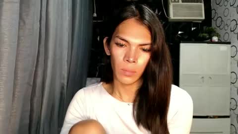Ariela online show from June 4, 7:20 pm