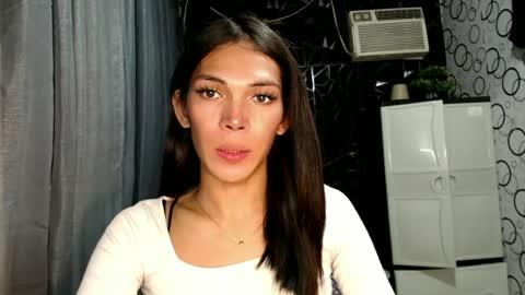 Ariela online show from June 15, 5:42 am