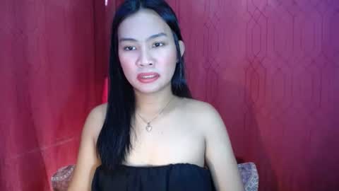 Snapshot of naughty_rina chatting on April 27, 6:00 am naughty_rina online show from April 27, 6:00 am