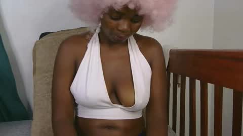 naughty_shaz online show from March 3, 12:28 am