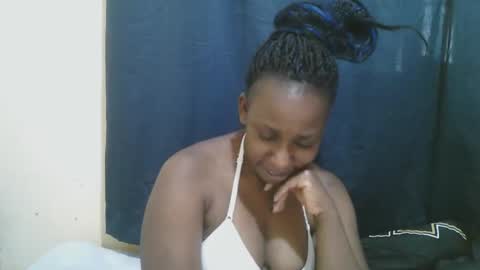 Snapshot of naughty_slender2 chatting on October 13, 2:50 pm jn online show from October 13, 2:50 pm