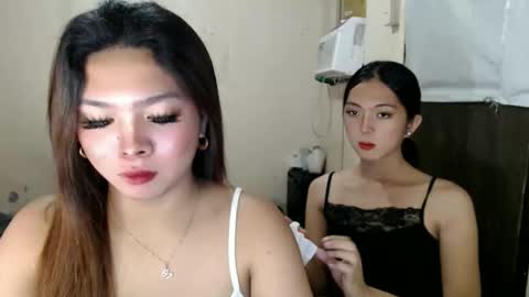 Snapshot of naughty_thalia chatting on December 2, 4:51 am sweet thalia online show from December 2, 4:51 am