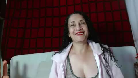 Snapshot of naughty_tita chatting on June 15, 9:22 am Tita Madurita online show from June 15, 9:22 am