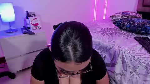 Ana online show from January 11, 9:57 pm