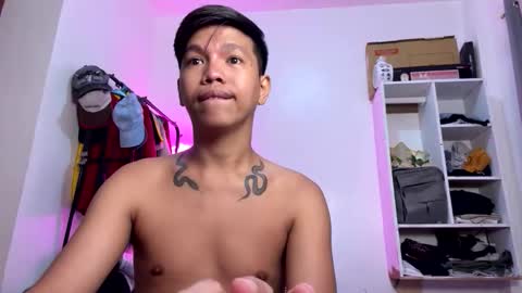 Snapshot of naughtybutsexy69 chatting on November 16, 12:55 pm Arch online show from November 16, 12:55 pm