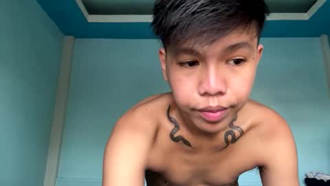 Snapshot of naughtybutsexy69 chatting on December 3, 7:38 am Arch online show from December 3, 7:38 am