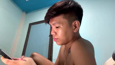 Snapshot of naughtybutsexy69 chatting on December 3, 7:45 pm Arch online show from December 3, 7:45 pm