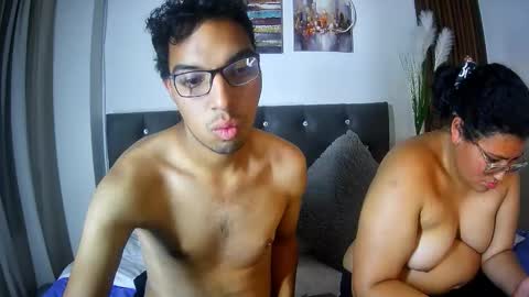 Snapshot of naughtycouplex_ chatting on March 26, 1:33 am ALICE AND HATTER online show from March 26, 1:33 am