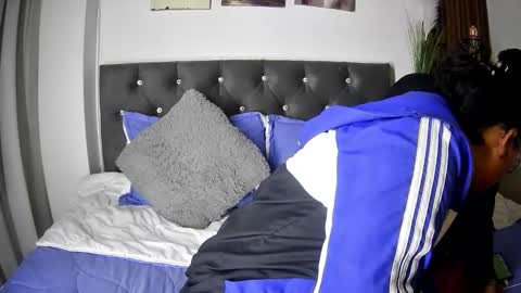 Snapshot of naughtycouplex_ chatting on March 27, 1:00 am ALICE AND HATTER online show from March 27, 1:00 am