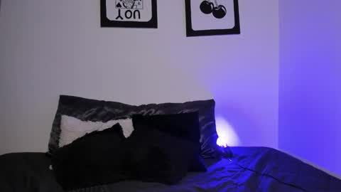 Snapshot of naughtycurvybbx chatting on September 30, 8:41 am LANAindependent model online show from September 30, 8:41 am