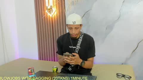 naughtyfusion_os online show from May 1, 12:43 pm