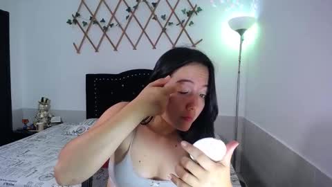 Valeria  online show from January 6, 8:01 pm