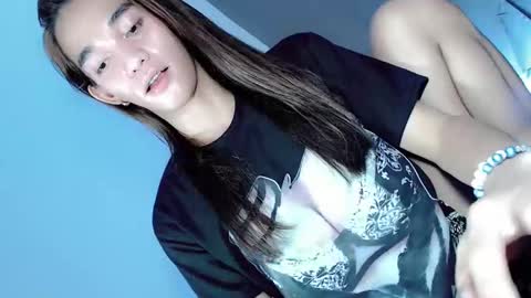 Snapshot of naughtygirlintown chatting on December 5, 3:28 pm Mariella online show from December 5, 3:28 pm