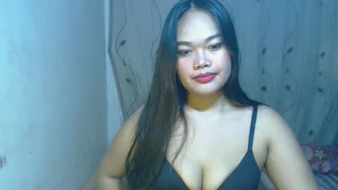 Snapshot of naughtyhotamber chatting on November 22, 7:13 pm amber and ryan online show from November 22, 7:13 pm