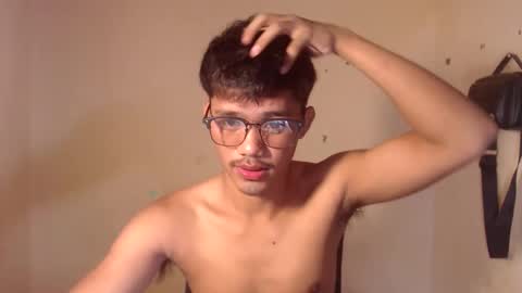 Snapshot of naughtyjosh_ chatting on April 4, 3:27 am Josh online show from April 4, 3:27 am