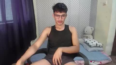 Snapshot of naughtyjosh_ chatting on April 21, 4:30 am Josh online show from April 21, 4:30 am