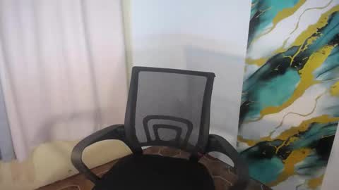 Snapshot of naughtyjosh_ chatting on April 28, 2:33 pm Josh online show from April 28, 2:33 pm
