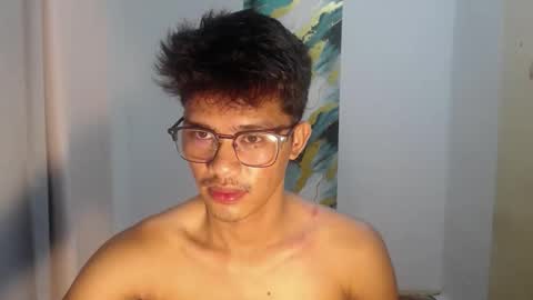 Snapshot of naughtyjosh_ chatting on May 19, 5:58 am Josh online show from May 19, 5:58 am