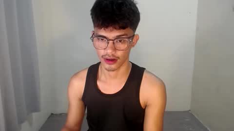 Snapshot of naughtyjosh_ chatting on May 24, 6:29 am Josh online show from May 24, 6:29 am