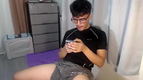 Snapshot of naughtyjosh_ chatting on May 30, 5:26 am Josh online show from May 30, 5:26 am