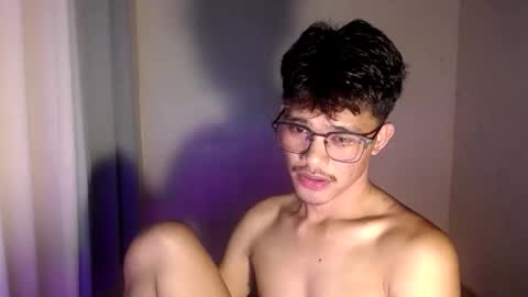 Snapshot of naughtyjosh_ chatting on June 3, 8:17 am Josh online show from June 3, 8:17 am