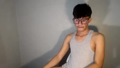 Snapshot of naughtyjosh_ chatting on July 7, 9:02 am Josh online show from July 7, 9:02 am